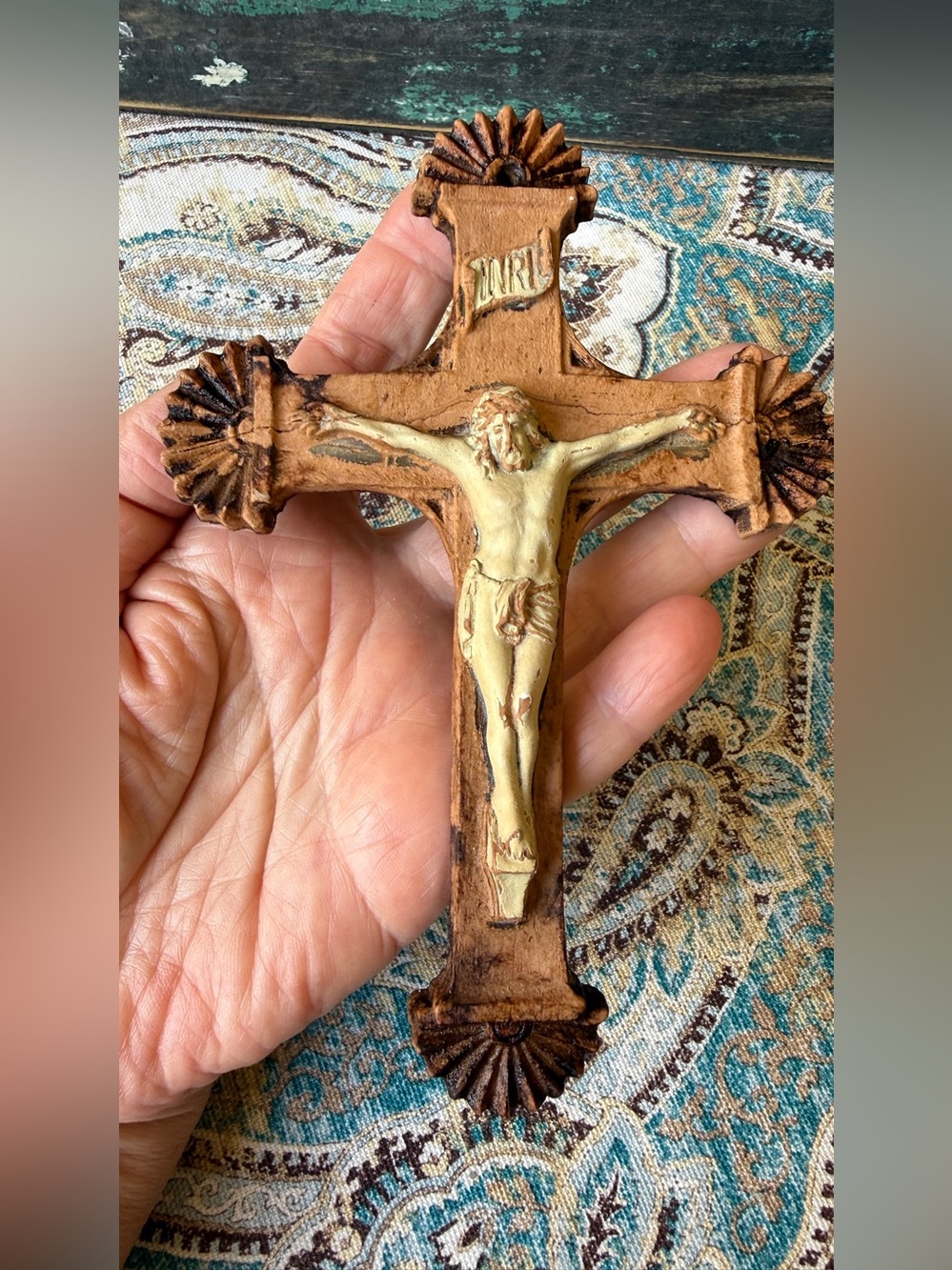 Catholic Crucifix Jesus INRI Antique Shell Finial Wall Cross 1800s